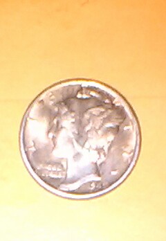 I-Have-A-1945-Gold-Toned-Mercury-Dime.